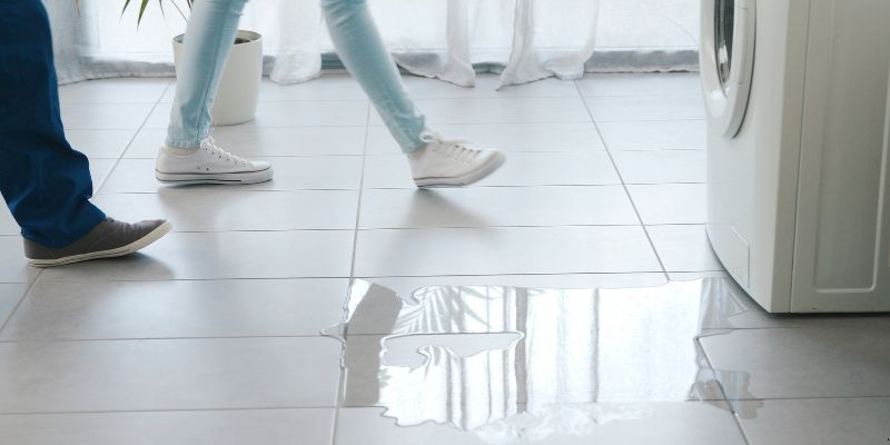 Máquina de Lavar Vazando Água Quando Enche em Salvador: Confira 6 Dicas